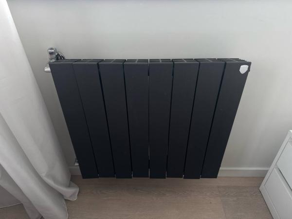 Холодные батареи в отопительный сезон: что делать по закону