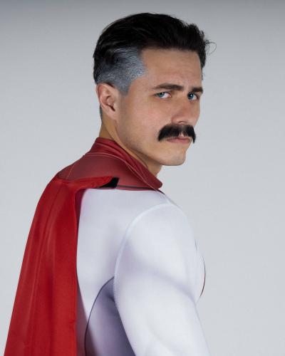 Мужчины завоевывают мир косплея