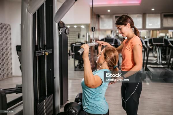 Подбираем идеального фитнес-тренера: каким должен быть наставник для новичка