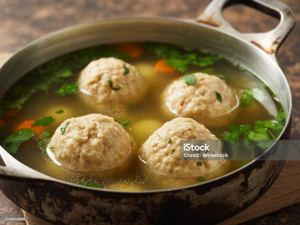 Советское правило или лишний ритуал: разбираемся, есть ли на современной кухне место для супа