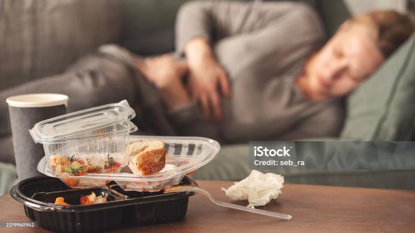 Скрытая опасность: разбираемся, какие привычки добавляют килограммы