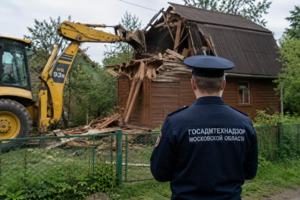 Какие строения на дачных и садовых участках подлежат сносу с июля